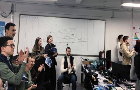 德国史太白学院代表团探访浦江学院 423 工作室